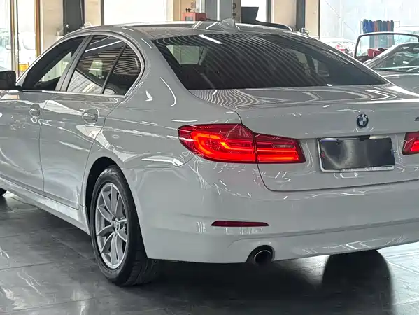 BMW 5 Series 2020