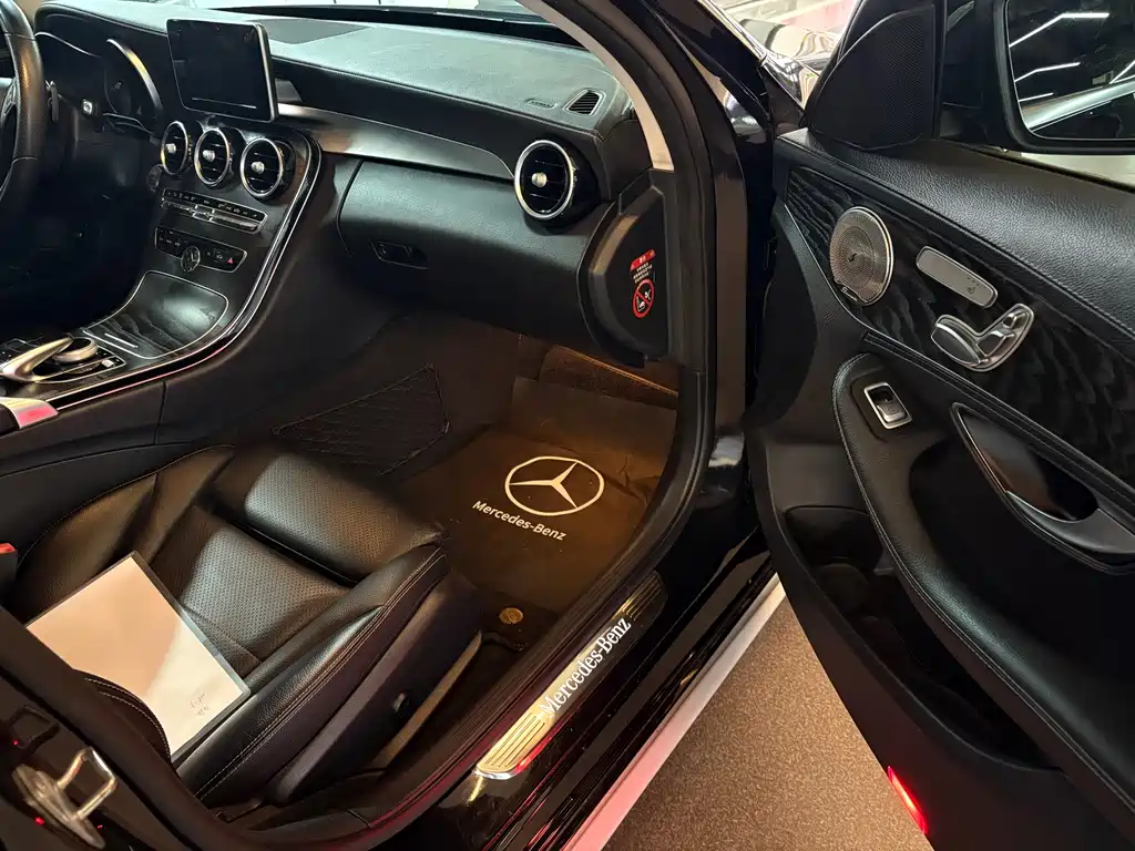 Mercedes-Benz C-Class 2018 — фото 14