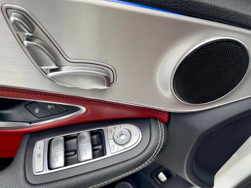 Mercedes-Benz C-Class 2019 — фото 11