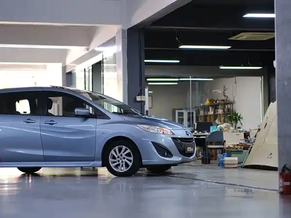 Mazda 5 2012