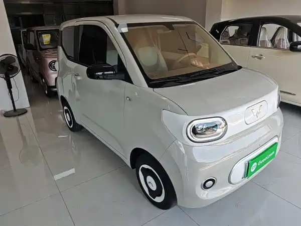 Wuling Hongguang MINIEV 2025