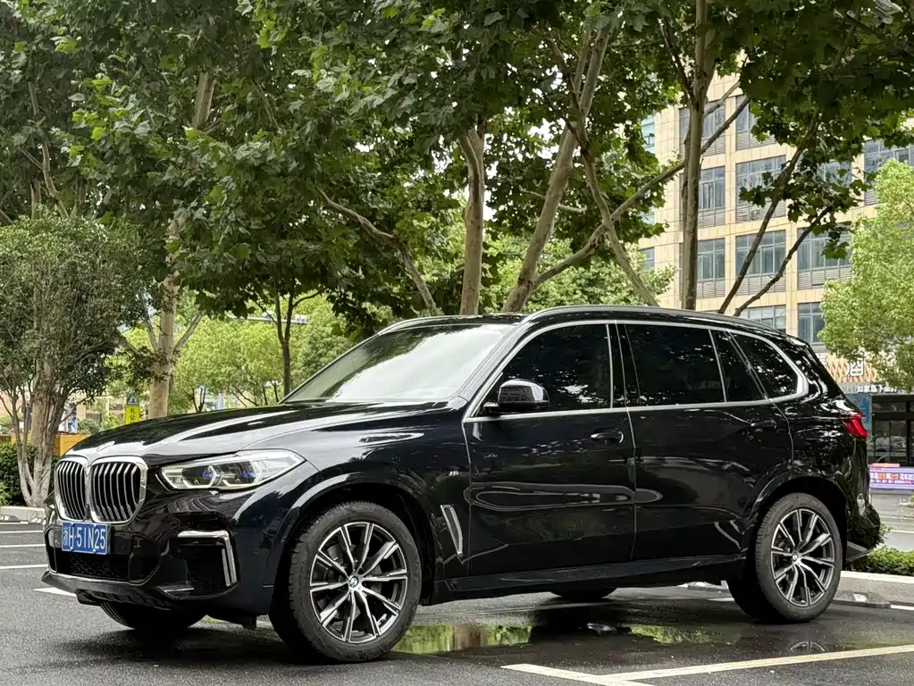 BMW X5 2023