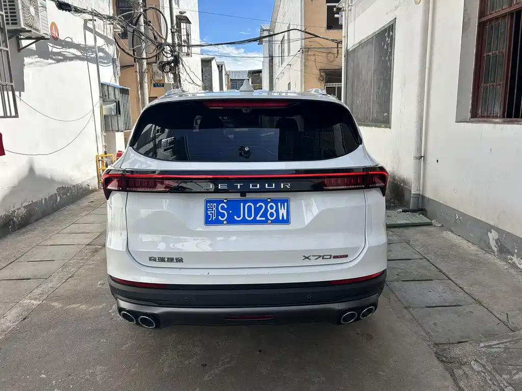 Jetour X70 PLUS 2025 — фото 8