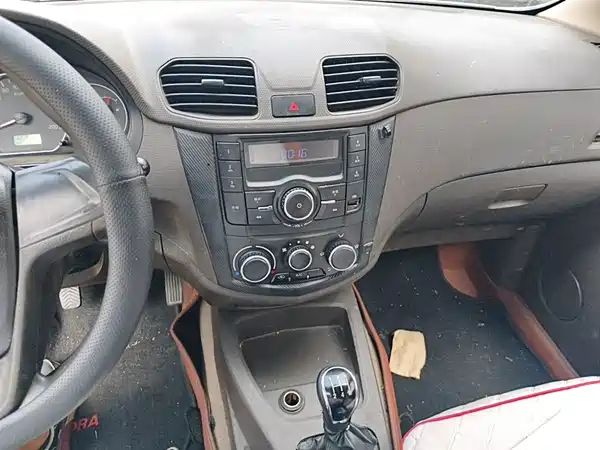 Wuling Hongguang 2016