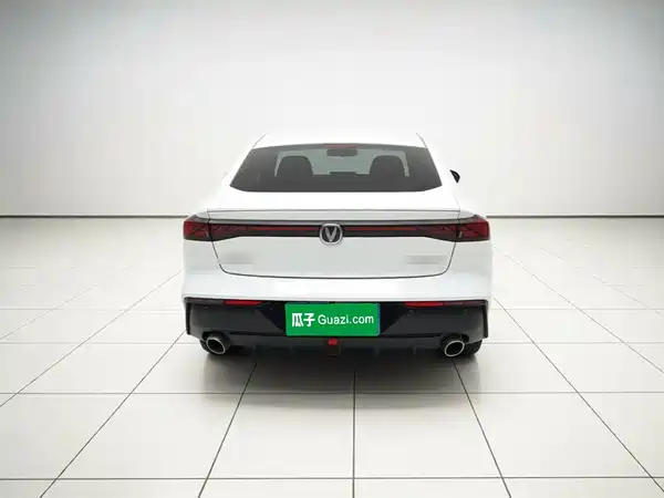 Changan UNI-V 2024