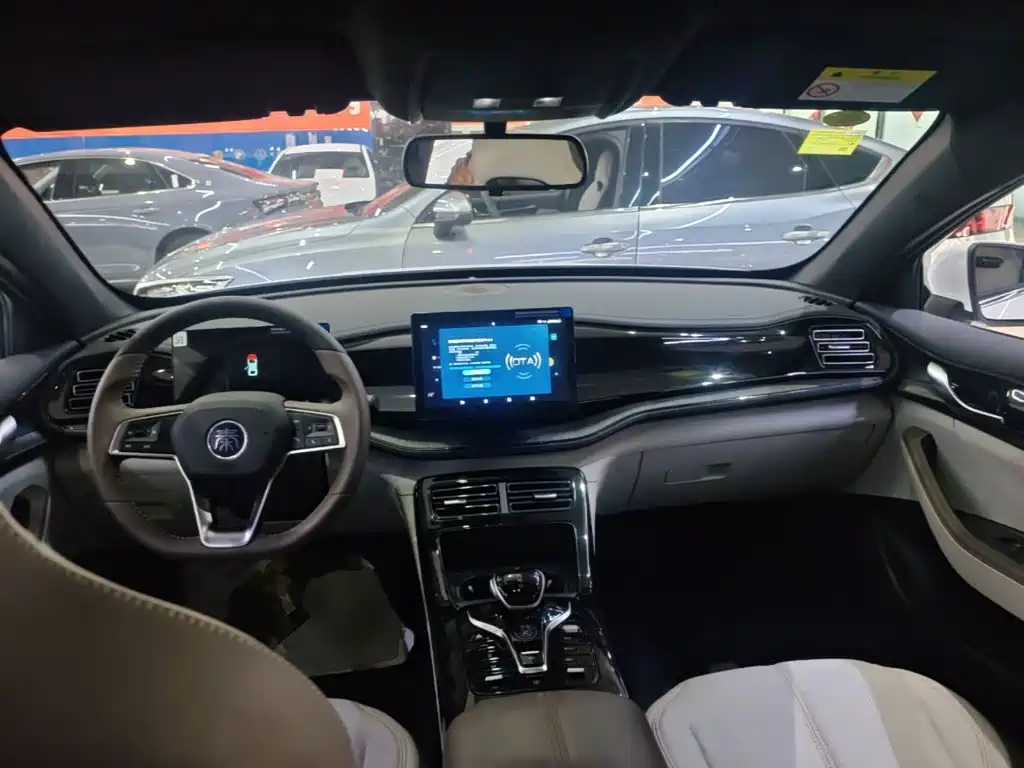 BYD Qin PLUS 2025 — фото 10