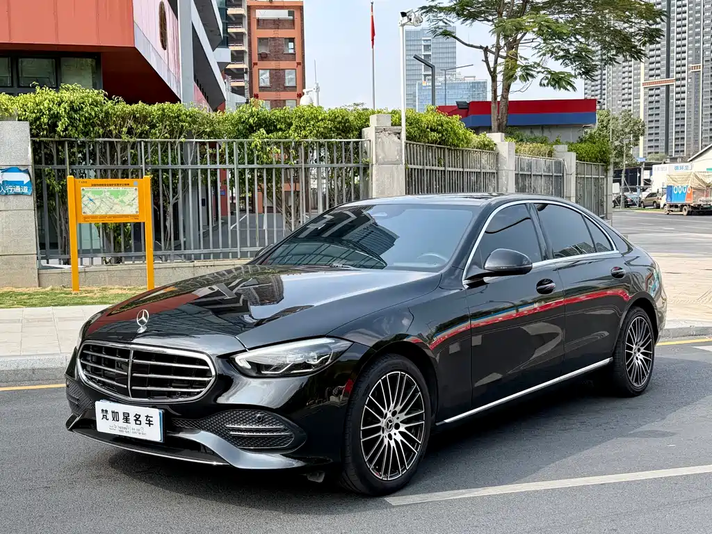 Mercedes-Benz C-Class 2022 — фото 1