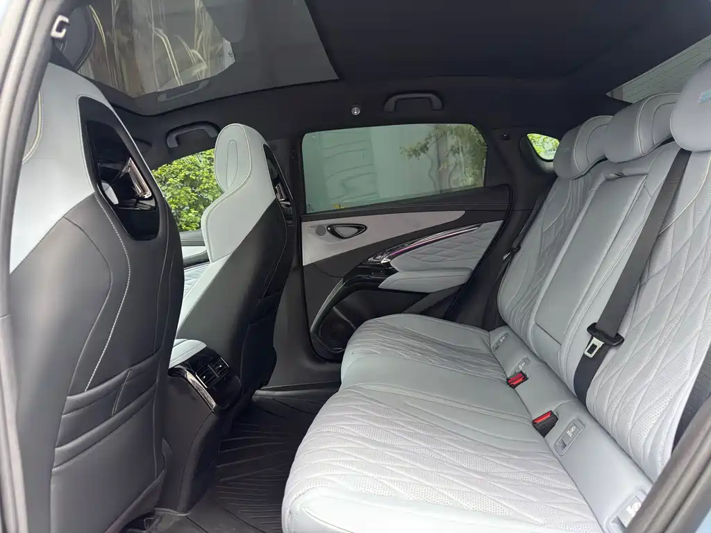 BYD Seal 2023 — фото 10
