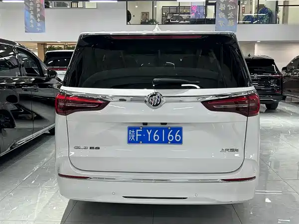 Buick GL8 2023