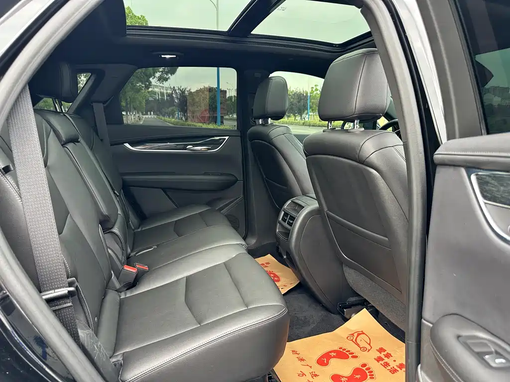 Cadillac XT5 2020 — фото 19