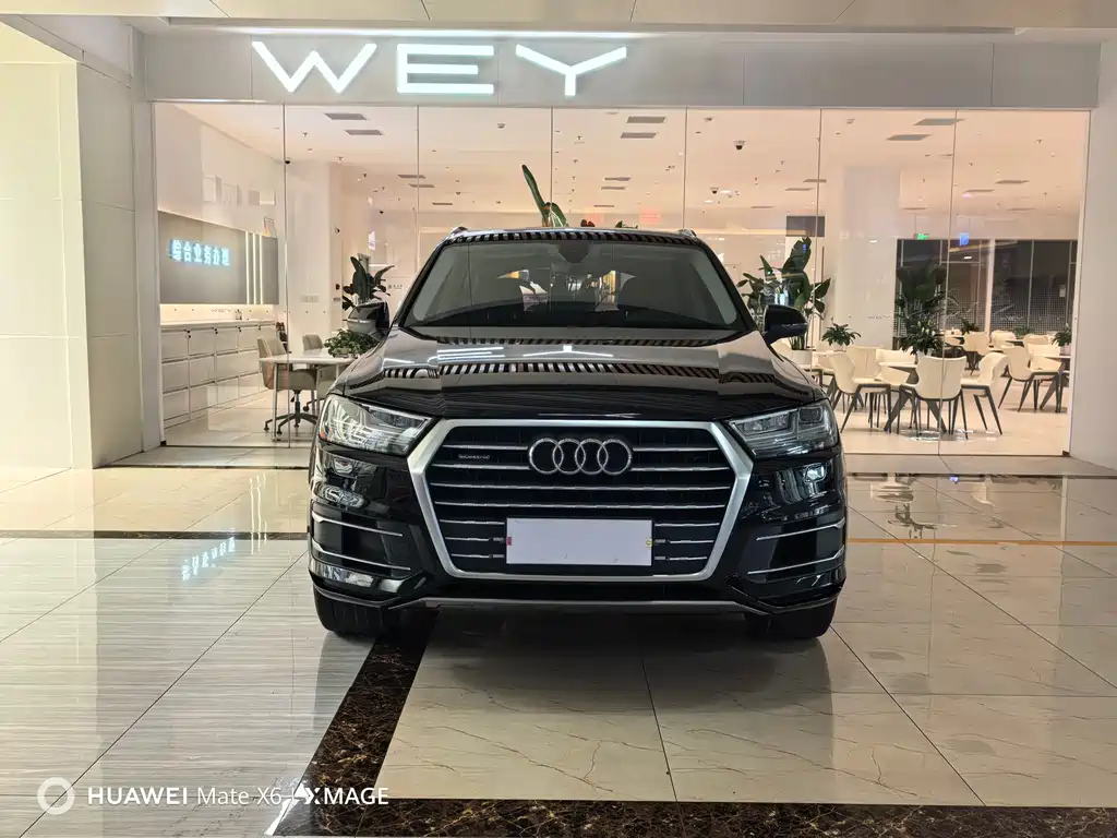 Audi Q7 2018 — фото 2
