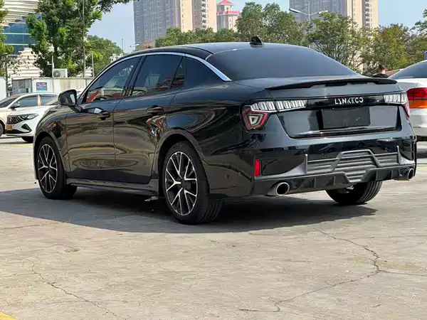 Lynk & Co 03 2019