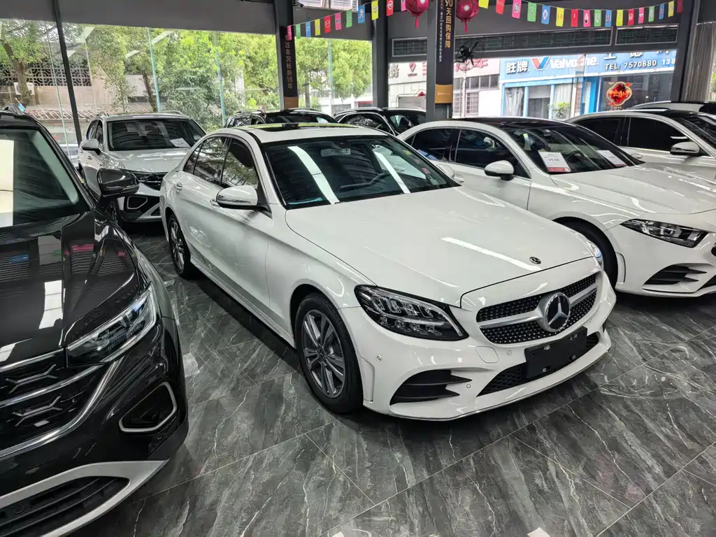 Mercedes-Benz C-Class 2020 — фото 3
