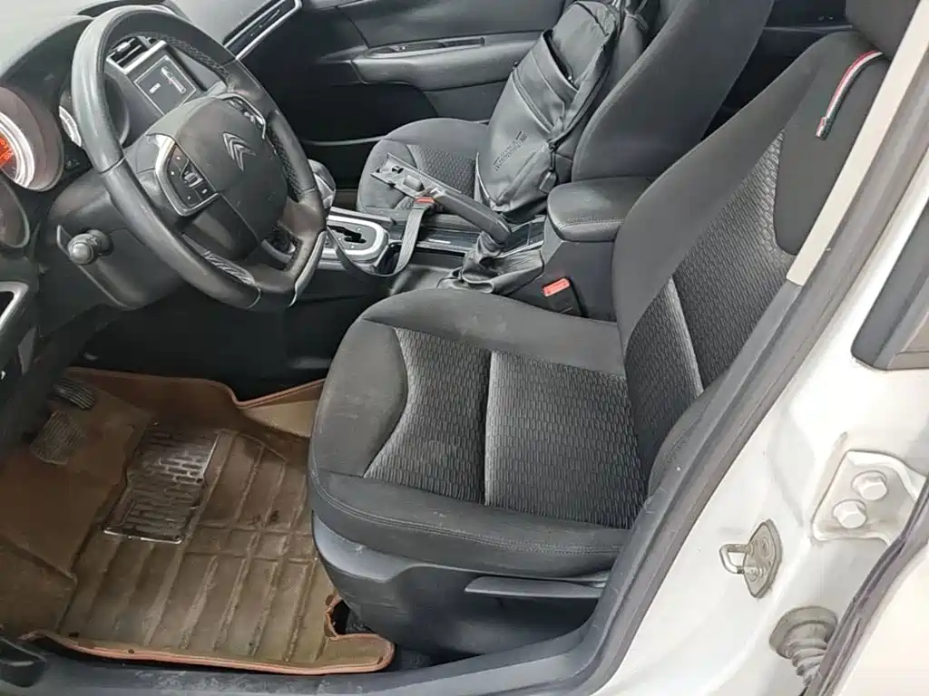 Citroen C4L 2015 — фото 15