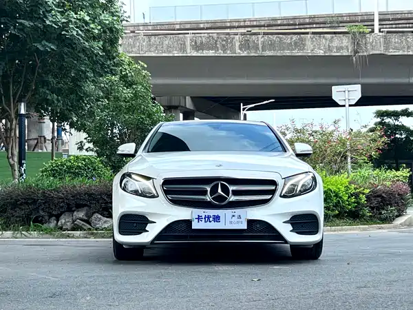 Mercedes-Benz E-Class 2018
