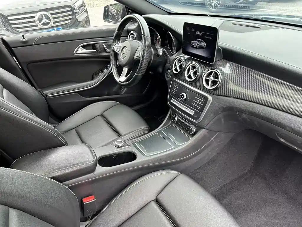 Mercedes-Benz CLA 2019 — фото 14