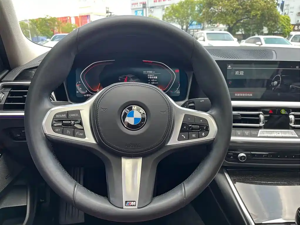 BMW 3 Series 2020 — фото 19