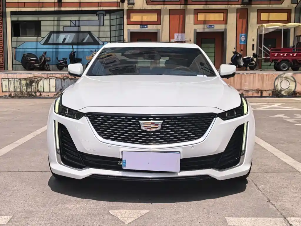 Cadillac CT5 2022 — фото 2