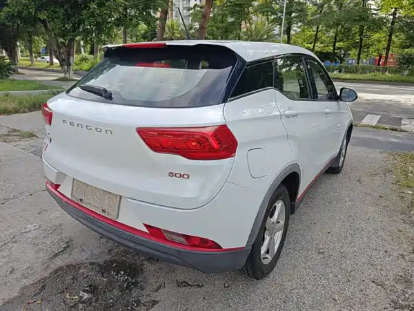 Dongfeng Fengguang 500 2021