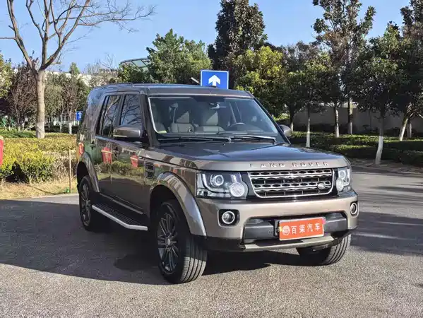 Land Rover Discovery 2016