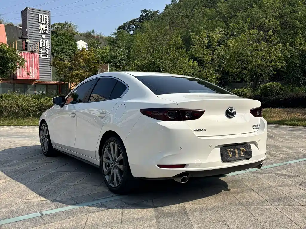 Mazda 3 Angkesela 2022
