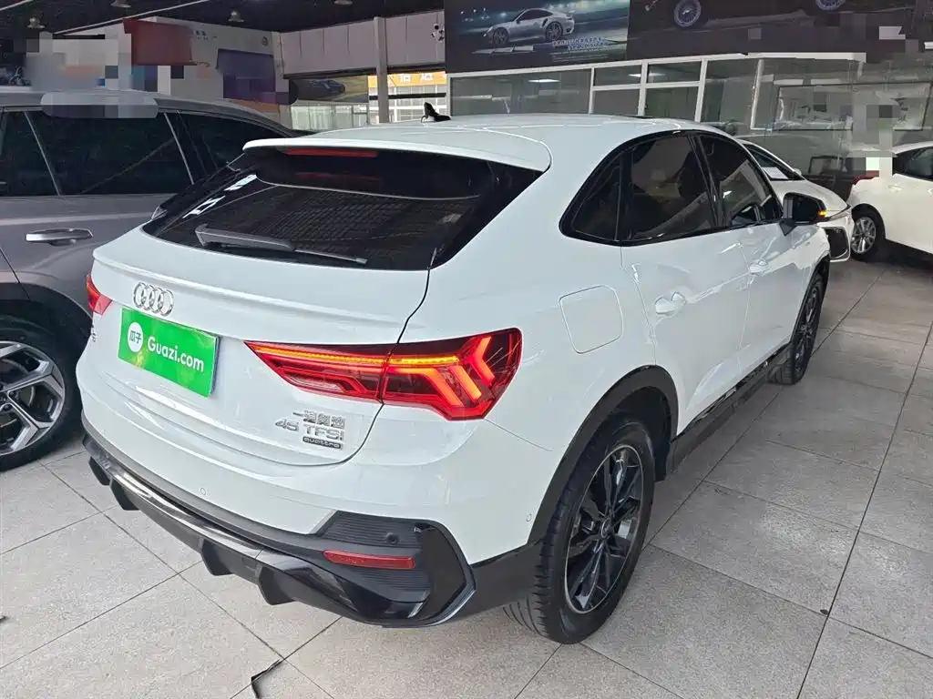 Audi Q3 Sportback 2022 — фото 5