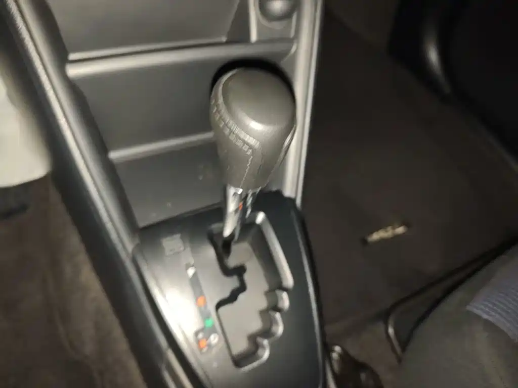Toyota Yaris L 2019 — фото 14