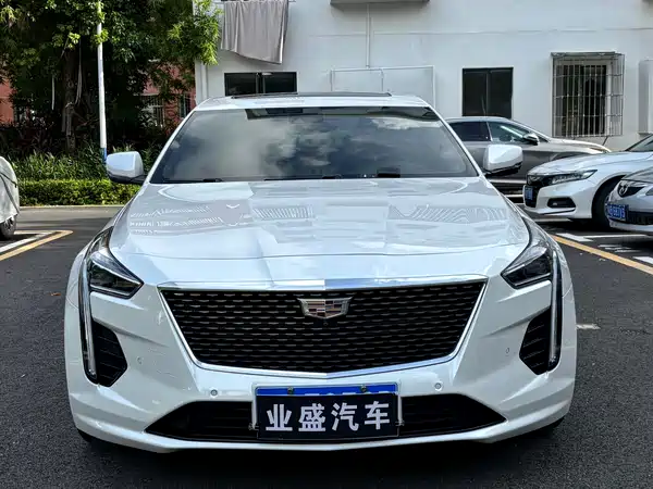 Cadillac CT6 2022