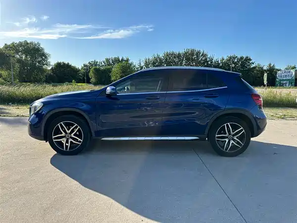 Mercedes-Benz GLA 2017
