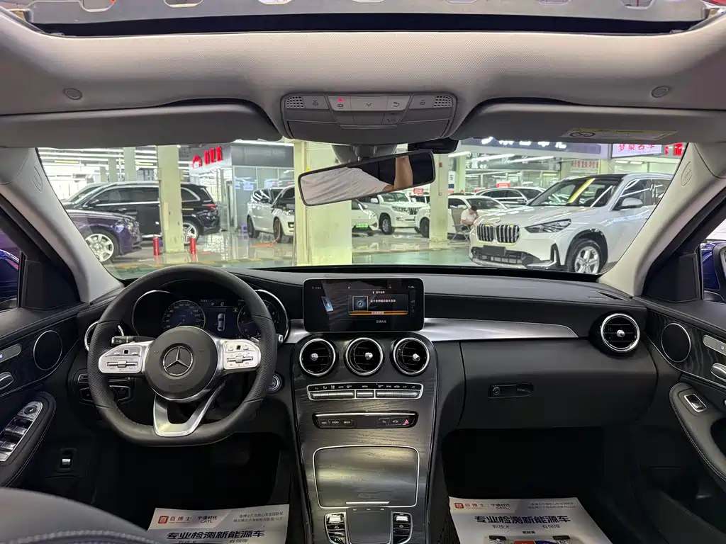 Mercedes-Benz C-Class 2019 — фото 9