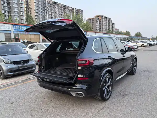 BMW X5 2022