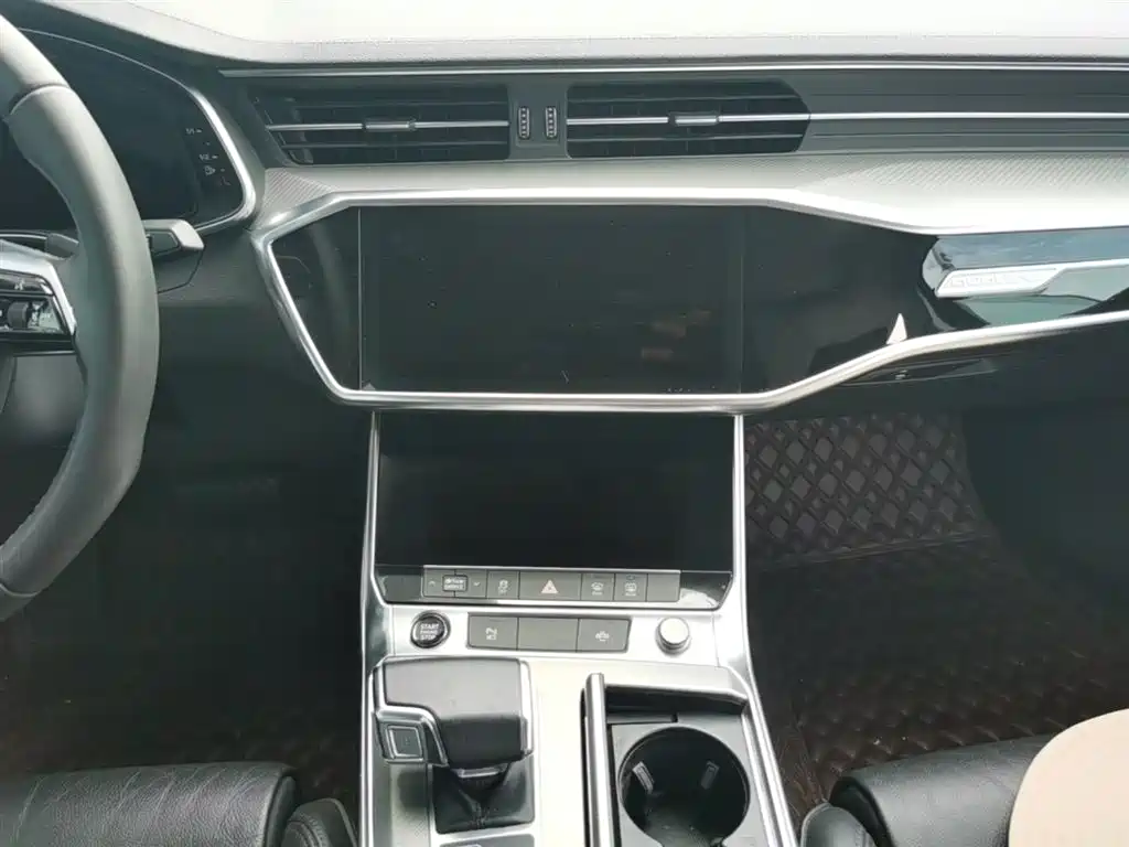 Audi A6L 2021 — фото 20