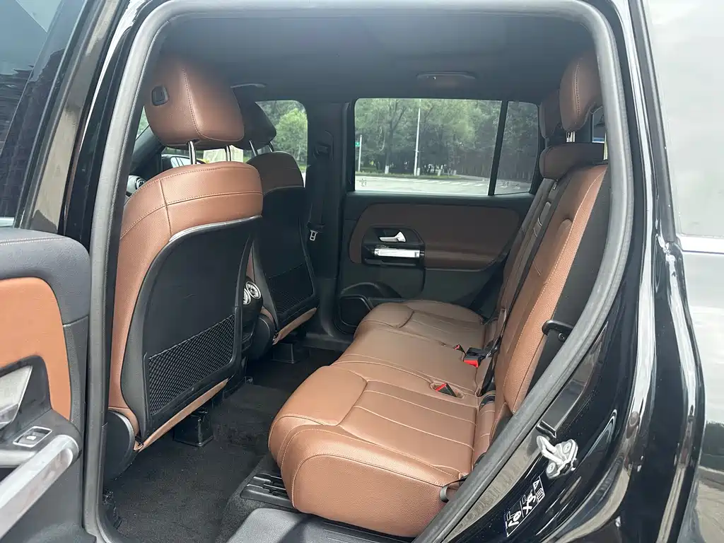 Mercedes-Benz GLB 2021