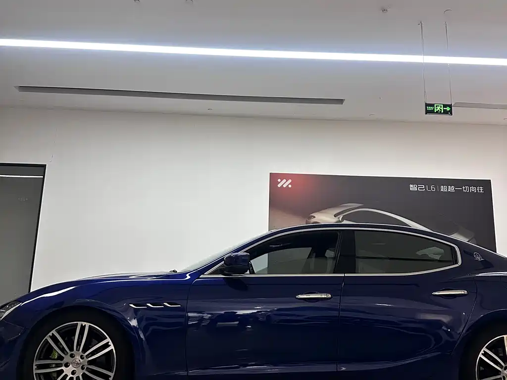 Maserati Ghibli 2015 — фото 4