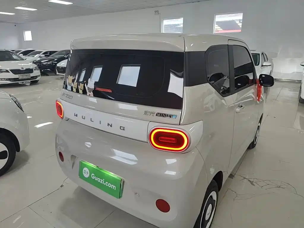 Wuling Hongguang MINIEV 2025