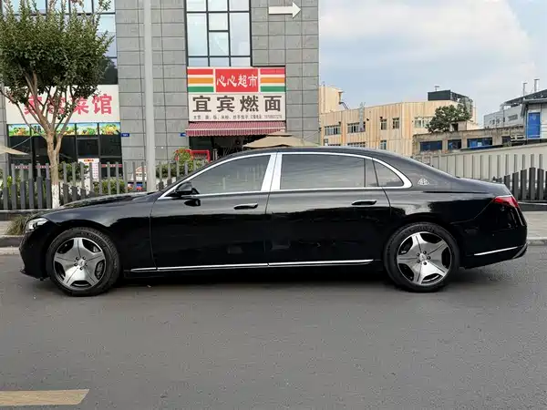 Mercedes-Benz Maybach S-Class 2021