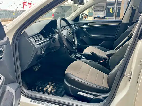 Volkswagen C-TREK Weiling 2018