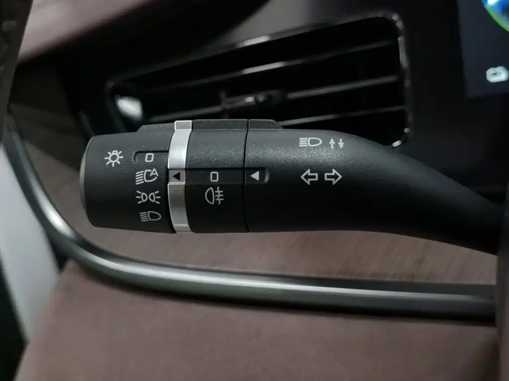 BYD Seal 2023 — фото 21