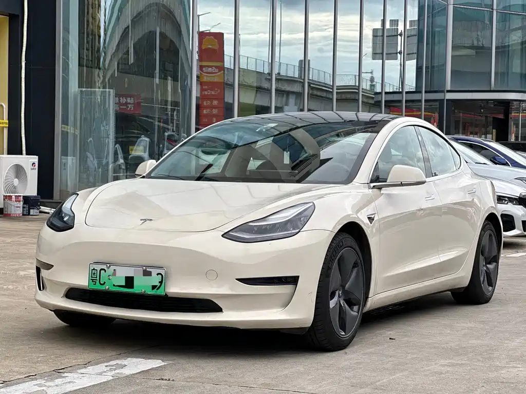 Tesla Model 3 2019 — фото 1
