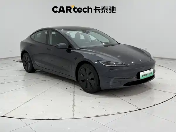 Tesla Model 3 2025