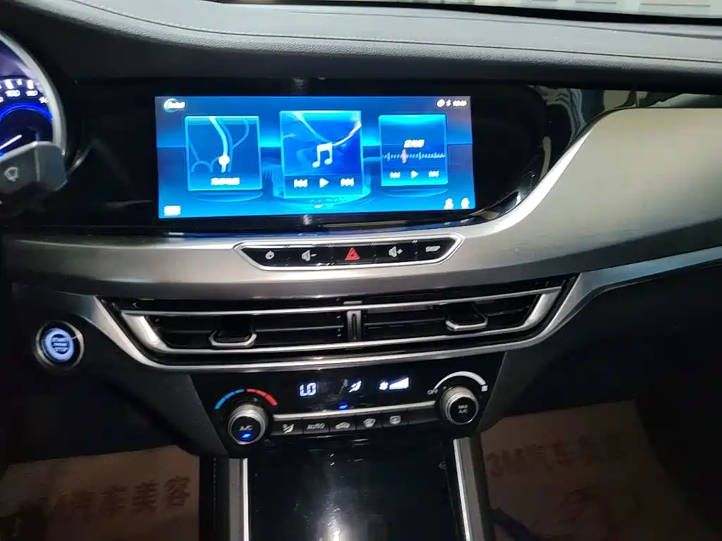 Changan Escape 2018 — фото 13