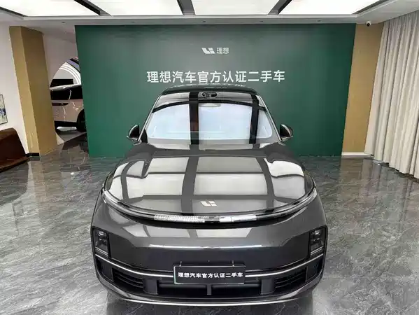 Li Auto L9 2025