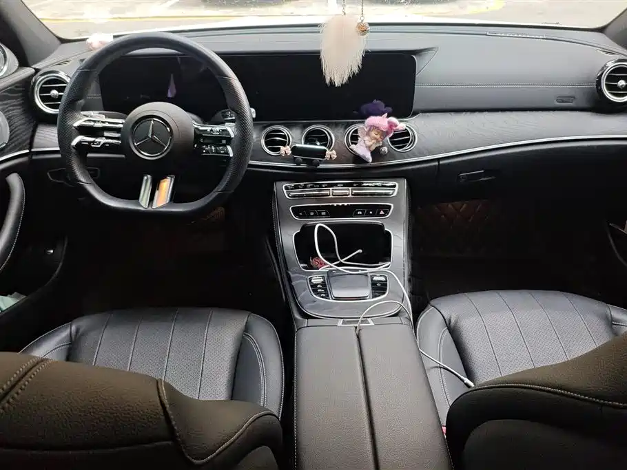 Mercedes-Benz E-Class 2021 — фото 12