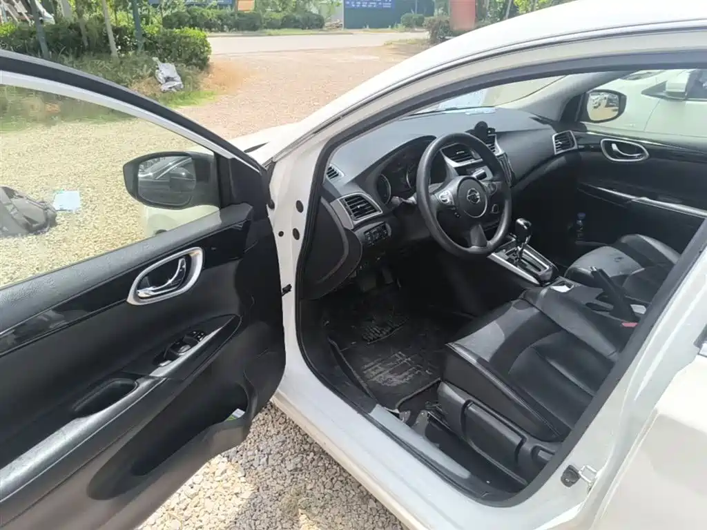 Nissan Sylphy 2018 — фото 16