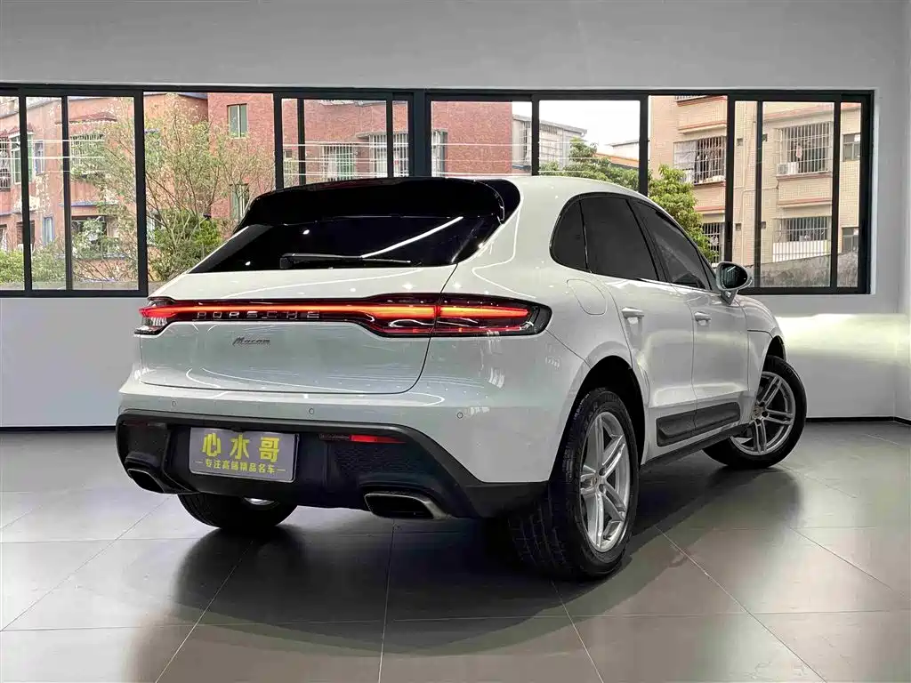 Porsche Macan 2023 — фото 5