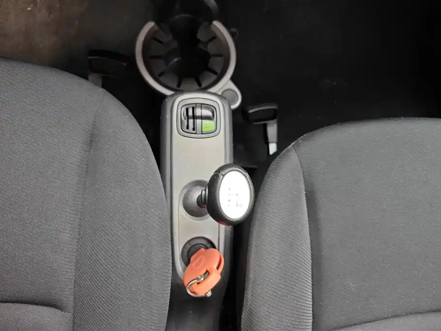 smart Fortwo 2014 — фото 15