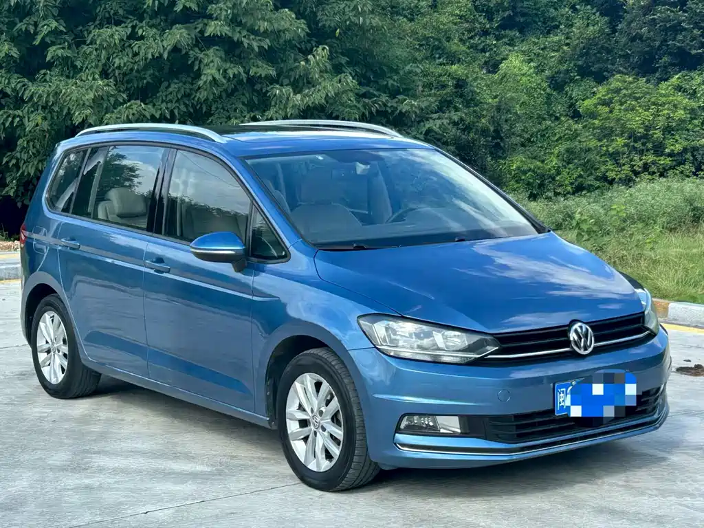Volkswagen Touran 2016
