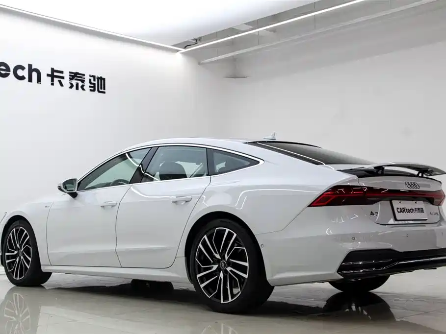 Audi A7 2025 — фото 4