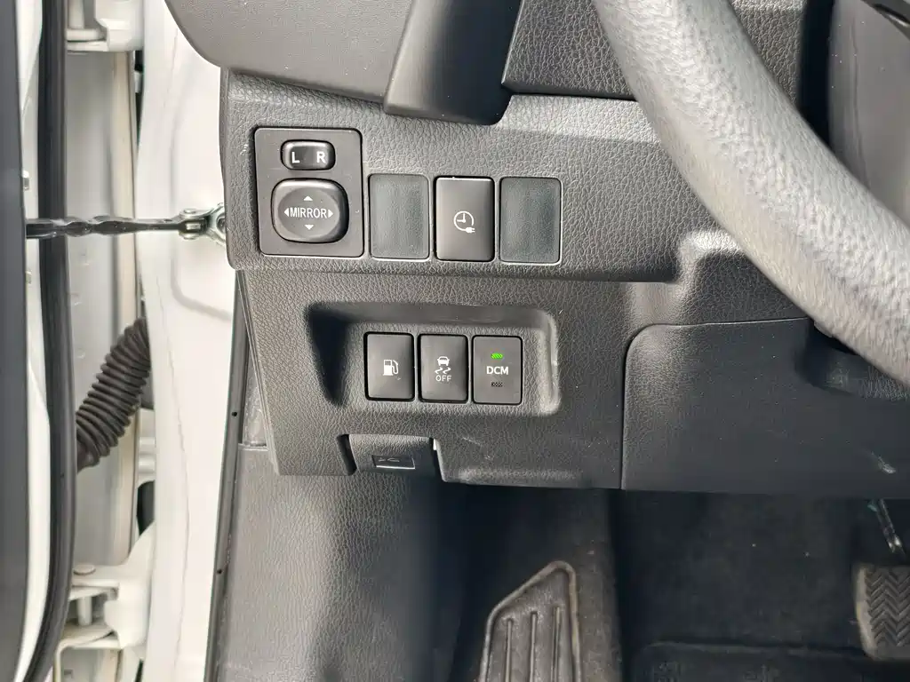 Toyota Corolla Hybrid 2020 — фото 40