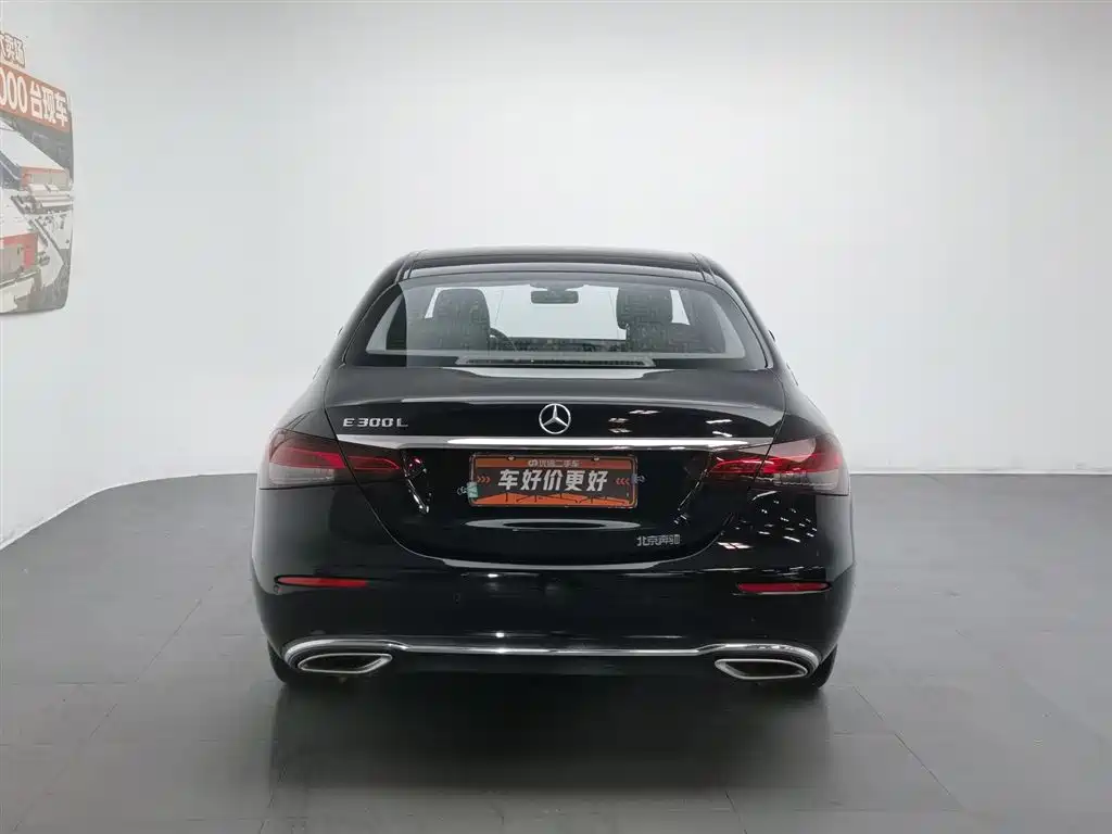 Mercedes-Benz E-Class 2023 — фото 4
